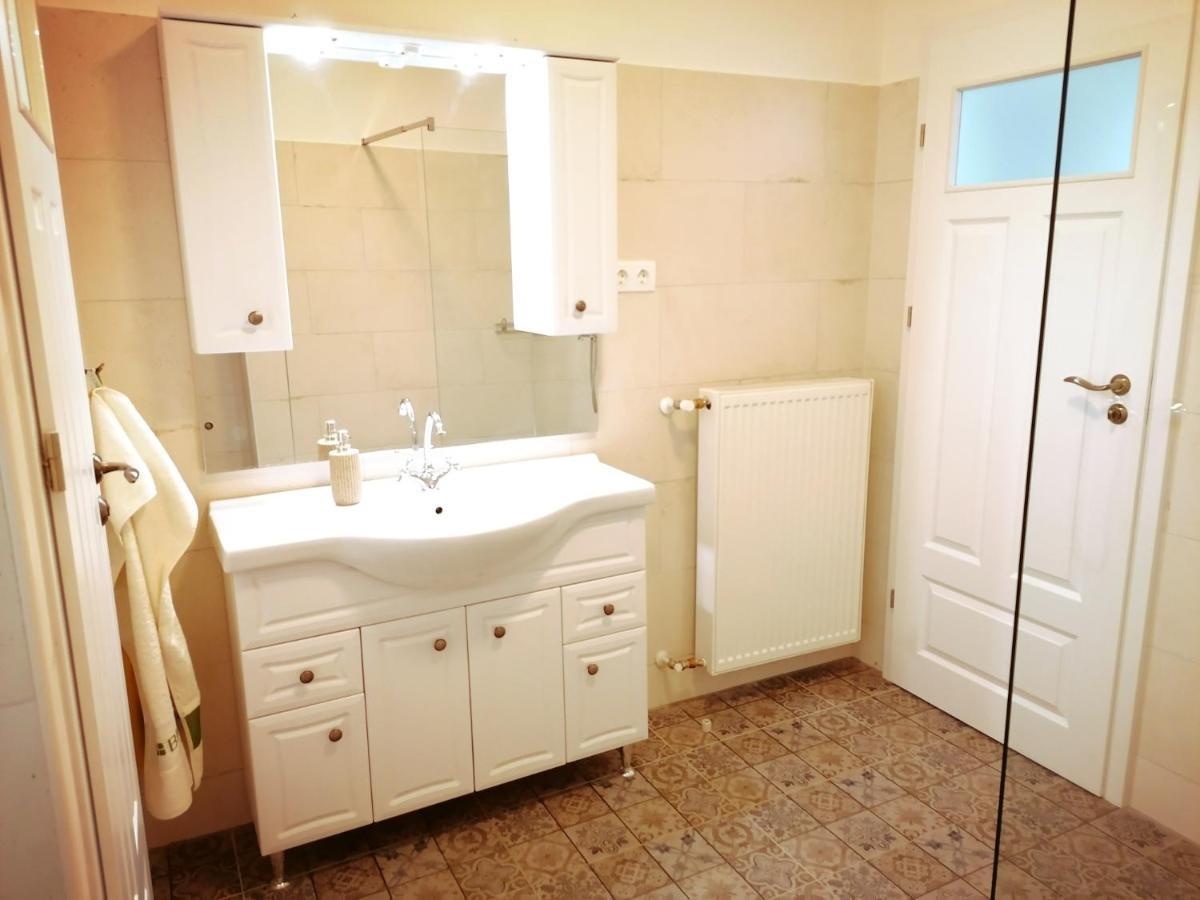Elisoria Apartments Cserszegtomaj Luaran gambar