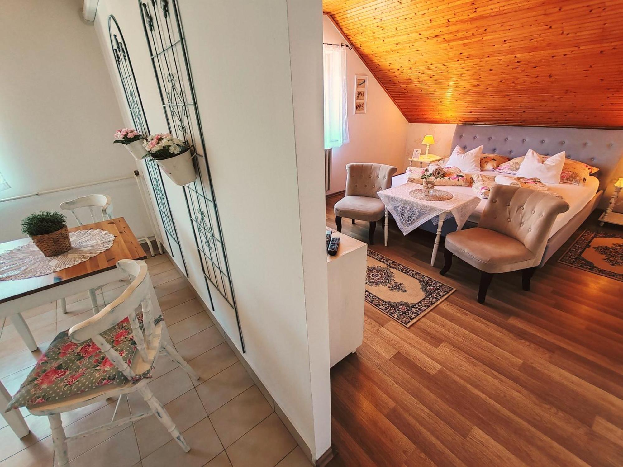 Elisoria Apartments Cserszegtomaj Luaran gambar